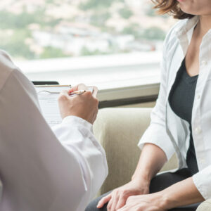 Breast cancer – Early signs and management tips